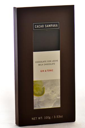 CACAO SAMPAKA GIN + TONIC MILK CHOCO BAR